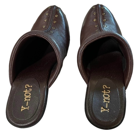 Y-NOT? brown leather gold studded heels mules 3 inch studded leather clogs - Picture 5 of 9